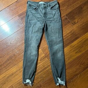 Abercrombie & Fitch High Rise Ankle Jeans